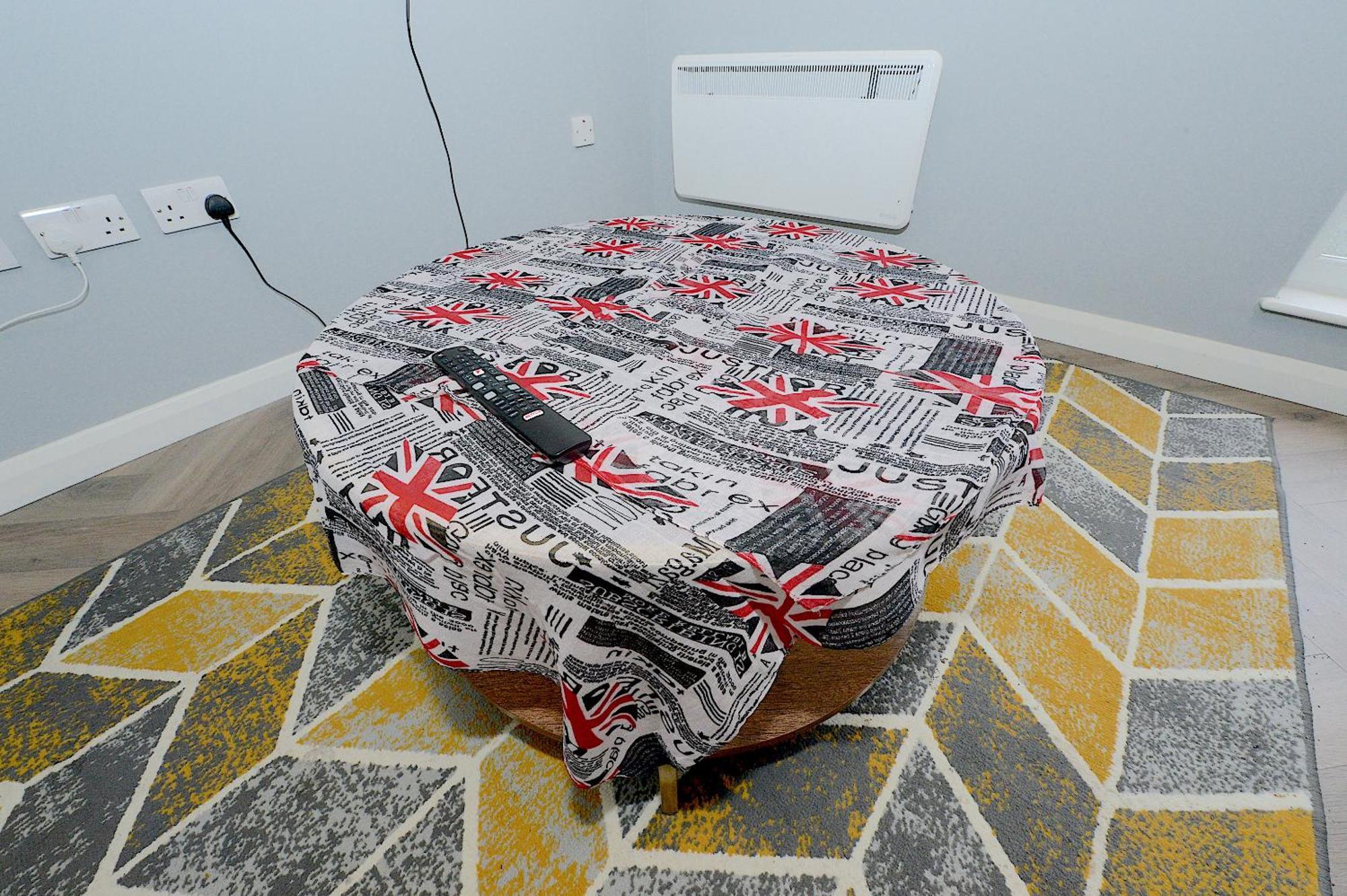 伦敦2 Bed Terraced Flat Piccadilly Line公寓 外观 照片